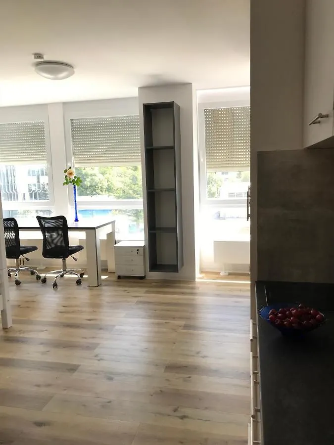 Ferienwohnung Am Campus Sdi Münih