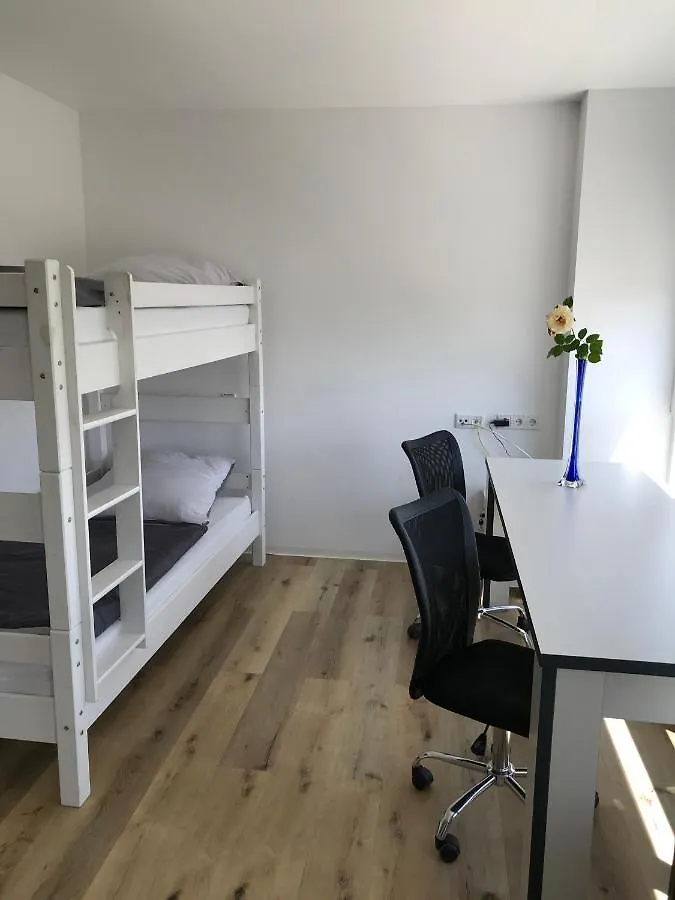 Ferienwohnung Am Campus Sdi Münih Apart Otel
